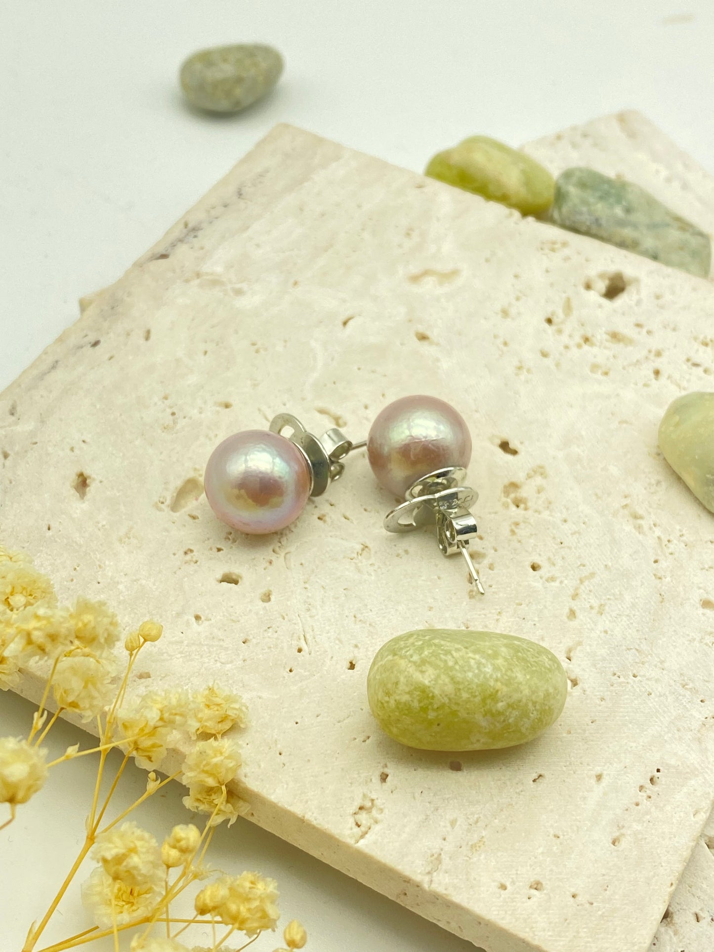 Edison 12mm stud earrings