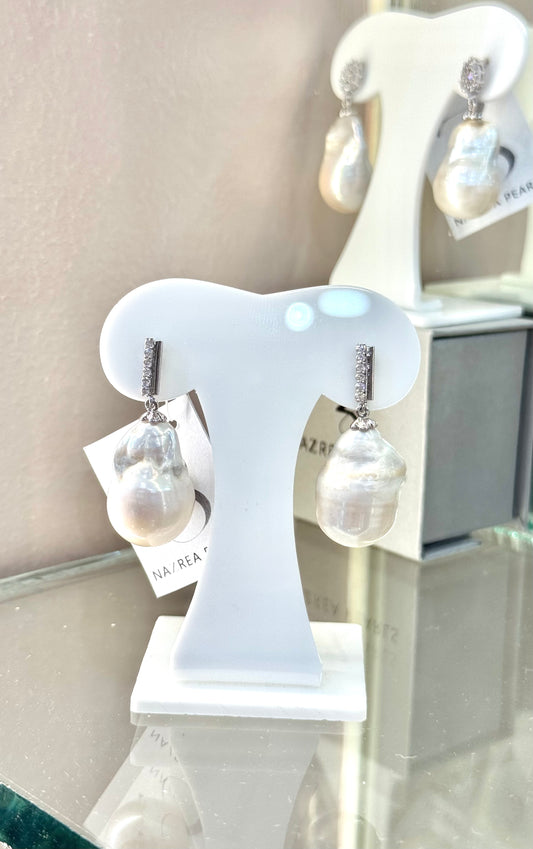 Fresh Water Pearls Baroque Line Dangling