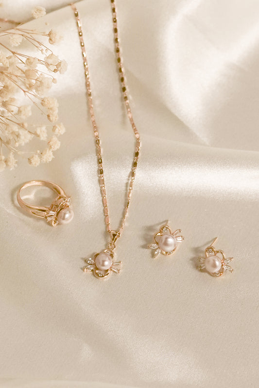 Butterfly Design Pearl Set